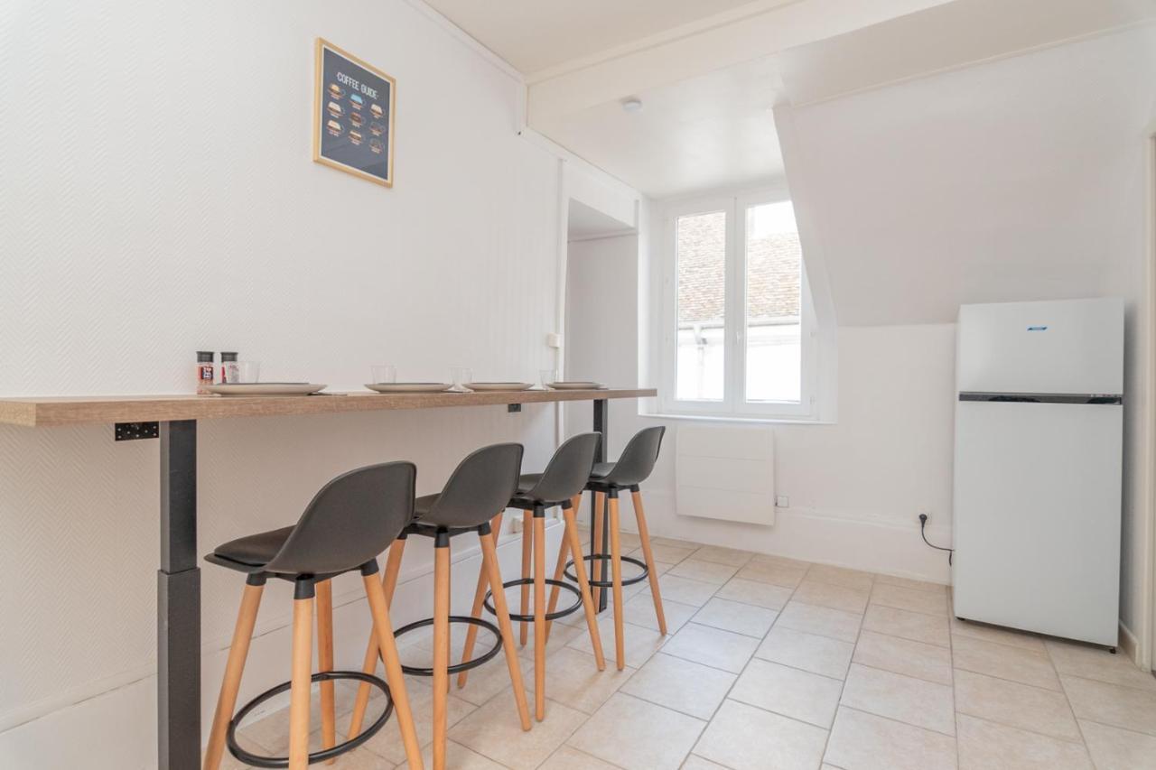 Appartement Cosy Au Centre Ville Avec Garage Chalon-sur-Saône Exteriér fotografie